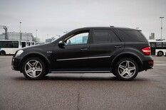 Mercedes-Benz ML 63 AMG ML 63 AMG Farmari (AC) 4ov 6208cm3 A, vm. 2010, 197 tkm (4 / 27)
