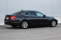 BMW 520 A F10 Sedan Business, vm. 2011, 261 tkm (4 / 9)