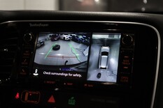 Mitsubishi Outlander PHEV Instyle Navi Business 4WD 5P, vm. 2017, 162 tkm (17 / 23)