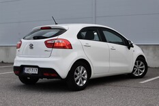 Kia Rio 1,2 ISG LX 5D EcoDynamics, vm. 2013, 216 tkm (4 / 10)