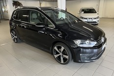 Volkswagen Golf Sportsvan Highline 1,6 TDI 81 kW (110 hv) DSG-automaatti, vm. 2016, 139 tkm (2 / 14)