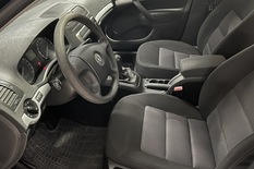 Skoda Octavia 1,6 Ambiente, vm. 2007, 245 tkm (7 / 21)