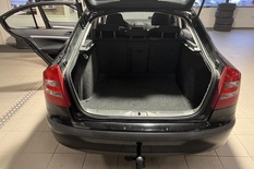 Skoda Octavia 1,6 Ambiente, vm. 2007, 245 tkm (9 / 21)