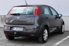 Fiat Grande Punto 1,4 77 Dynamic 5D, vm. 2009, 166 tkm (6 / 16)