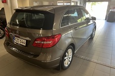 Mercedes-Benz B 180 CDI BE A Premium Business, vm. 2013, 135 tkm (3 / 8)