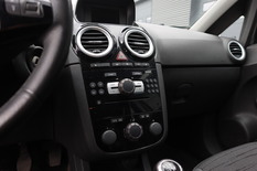 Opel Corsa 5-ov Active Edition 1,2 ecoFLEX Start/Stop 63kW MT5, vm. 2014, 131 tkm (11 / 15)