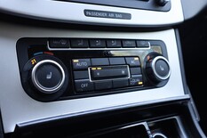 Volkswagen Passat Variant Comfortline 1,4 TSI 90 kW (122 hv) DSG-automaatti BlueMotion Technology, vm. 2010, 206 tkm (13 / 24)