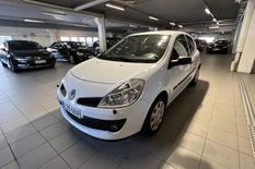 Renault Clio III Authentique 1,2 16v 3ov, vm. 2009, 242 tkm (1 / 8)