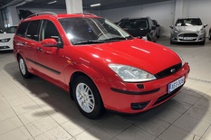 Ford Focus 1,6i 100hv Comfort Wagon, vm. 2004, 235 tkm (2 / 12)