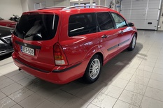 Ford Focus 1,6i 100hv Comfort Wagon, vm. 2004, 235 tkm (4 / 12)