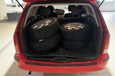 Ford Focus 1,6i 100hv Comfort Wagon, vm. 2004, 235 tkm (8 / 12)