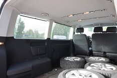 Volkswagen Caravelle Comfortline 2,0 TDI 132 kW 4Motion DSG pakettiauto, vm. 2011, 238 tkm (19 / 21)