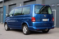 Volkswagen Caravelle Comfortline 2,0 TDI 132 kW 4Motion DSG pakettiauto, vm. 2011, 238 tkm (5 / 21)