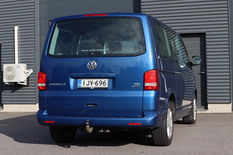 Volkswagen Caravelle Comfortline 2,0 TDI 132 kW 4Motion DSG pakettiauto, vm. 2011, 238 tkm (6 / 21)