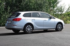 Opel Astra Sports Tourer Enjoy 1,4 Turbo ecoFLEX Start/Stop 88kW MT6, vm. 2014, 175 tkm (5 / 19)