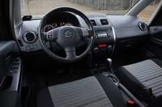 Suzuki SX4 1,6 VVT CITY 5D 4AT, vm. 2010, 271 tkm (14 / 18)