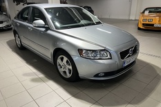 Volvo S40 D3 Classic, vm. 2012, 254 tkm (1 / 11)