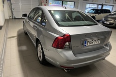 Volvo S40 D3 Classic, vm. 2012, 254 tkm (4 / 11)