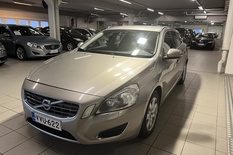 Volvo V60 1,6D DRIVe Momentum, vm. 2011, 299 tkm (1 / 12)