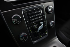 Volvo V60 1,6D DRIVe Momentum, vm. 2011, 299 tkm (14 / 22)