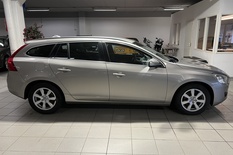 Volvo V60 1,6D DRIVe Momentum, vm. 2011, 299 tkm (3 / 12)