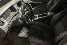 Volvo V60 1,6D DRIVe Momentum, vm. 2011, 299 tkm (7 / 12)