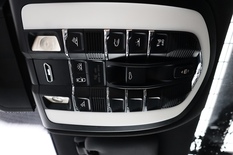 Porsche Cayenne Diesel Tiptronic 3.0, vm. 2012, 388 tkm (29 / 36)