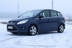 Ford C-Max 2,0 TDCi 163 hv PowerShift autom. Titanium A6 5-ovinen, vm. 2011, 272 tkm (3 / 27)