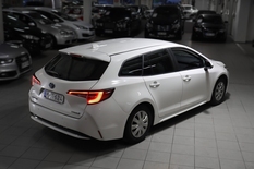 Toyota Corolla Touring Sports 1,8 Hybrid Life Business, vm. 2022, 147 tkm (5 / 17)