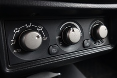 Mitsubishi Lancer STW 1,6 Invite, vm. 2008, 117 tkm (16 / 25)