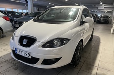 Seat Altea XL 2,0 TDI DPF Stylance 170, vm. 2008, 269 tkm (1 / 25)