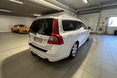 Volvo V70 D5 AWD Summum aut, vm. 2011, 432 tkm (4 / 23)