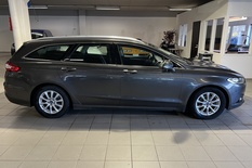 Ford Mondeo 2,0 TDCi 150hv PowerShift Titanium Wagon, vm. 2016, 238 tkm (3 / 14)