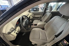 Mercedes-Benz C 180T Kompressor A, vm. 2003, 252 tkm (7 / 16)
