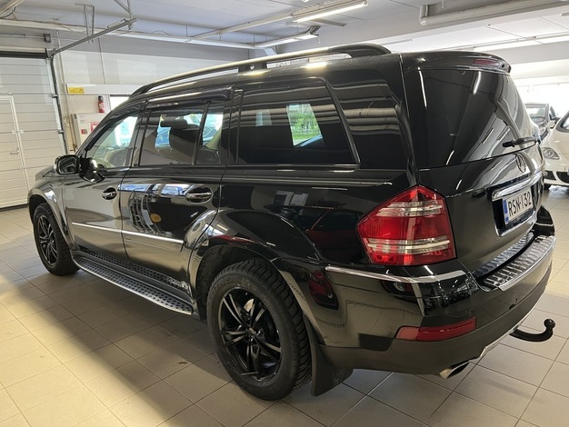Mercedes-Benz GL 320 CDI 4MATIC, vm. 2006, 375 tkm (5 / 12)
