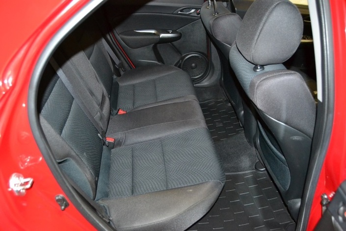 Honda Civic 5D 1,4i Comfort i-Shift, vm. 2009, 198 tkm (4 / 11)