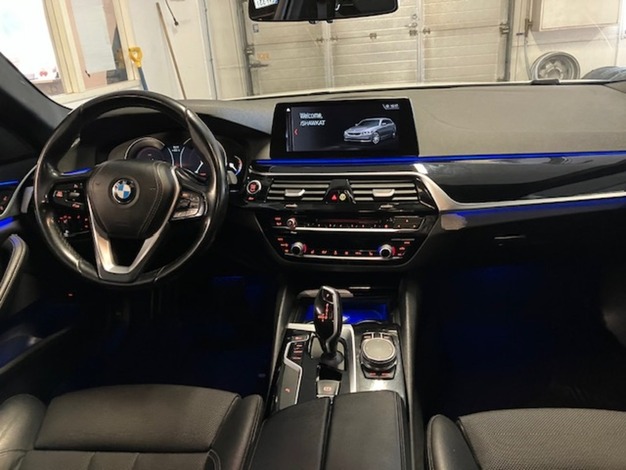 BMW 518 G31 Touring 518d A Business, vm. 2019, 254 tkm (5 / 13)