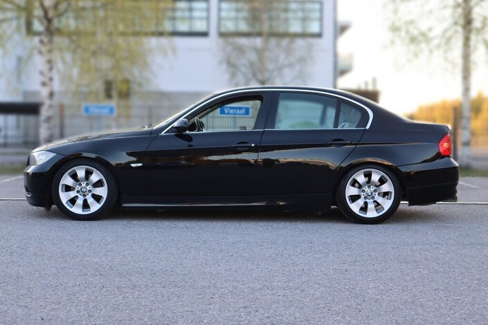 BMW 325 i - Juuri katsastettu!!, vm. 2005, 250 tkm (3 / 12)