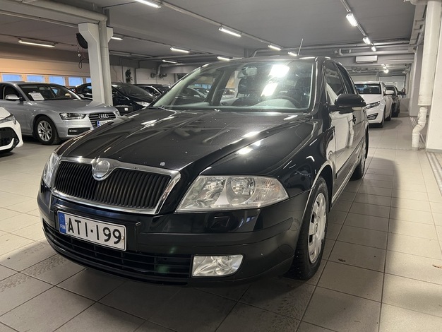 Skoda Octavia 1,6 Ambiente, vm. 2007, 245 tkm (1 / 21)