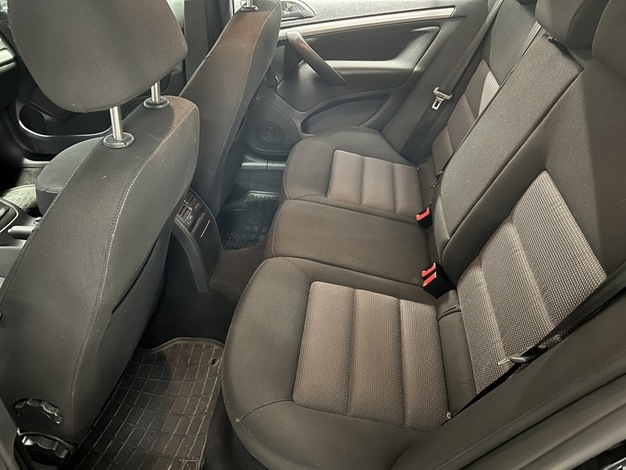 Skoda Octavia 1,6 Ambiente, vm. 2007, 245 tkm (8 / 21)