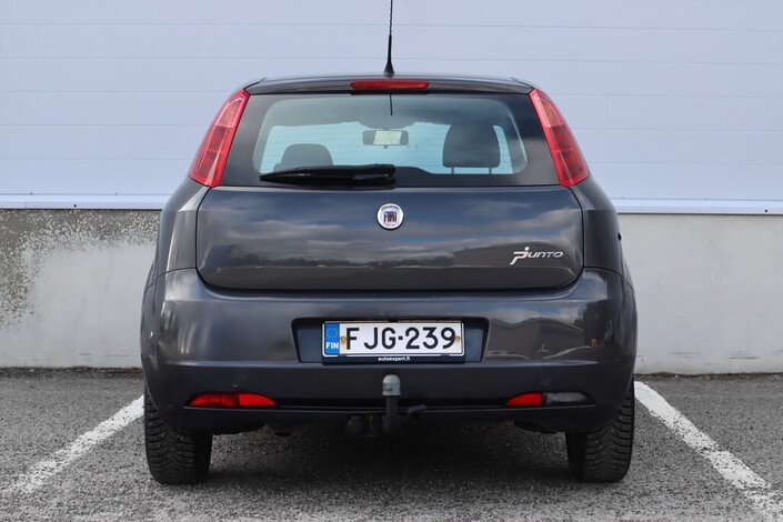 Fiat Grande Punto 1,4 77 Dynamic 5D, vm. 2009, 166 tkm (7 / 16)