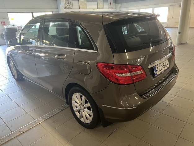 Mercedes-Benz B 180 CDI BE A Premium Business, vm. 2013, 135 tkm (4 / 15)