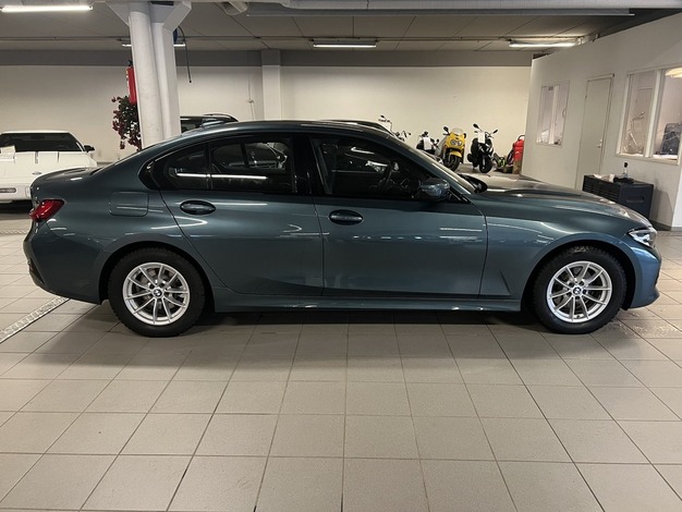 BMW 320 G20 Sedan 320i A Business Sport, vm. 2020, 14 tkm (3 / 22)