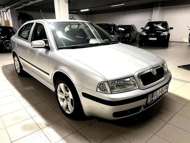 Skoda Octavia OCTAVIA Sedan (AA) 4ov 1390cm3, vm. 2007, 163 tkm (2 / 17)