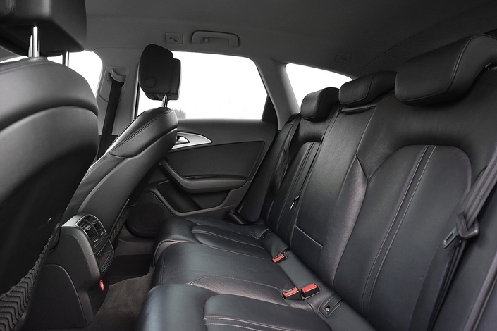 Audi A6 Avant Business Plus Edition 2,0 TDI 130 kW multitronic Start-Stop, vm. 2014, 457 tkm (31 / 38)