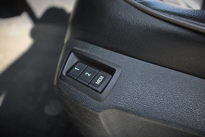 Chevrolet Malibu 4-ov LTZ 2,0D 117kW MT6, vm. 2013, 149 tkm (6 / 9)