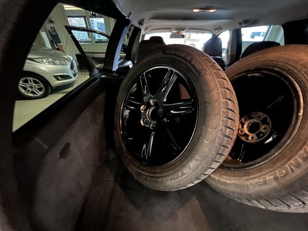 Volvo V70 2,5T Momentum Geartronic BUSINESS, vm. 2006, 336 tkm (10 / 15)