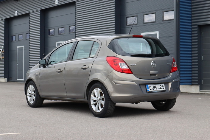 Opel Corsa 5-ov Active Edition 1,2 ecoFLEX Start/Stop 63kW MT5, vm. 2014, 131 tkm (5 / 15)