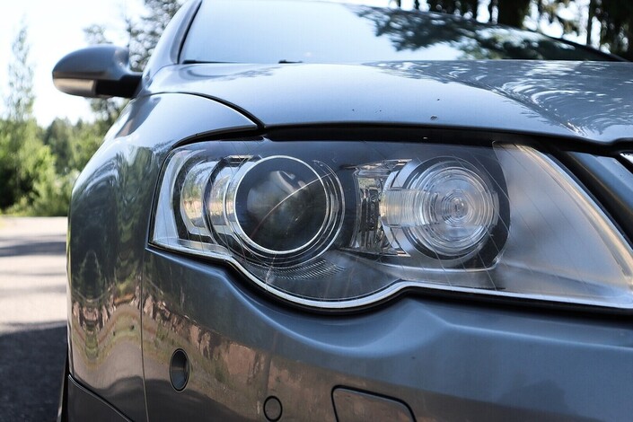 Volkswagen Passat Variant Comfortline 1,4 TSI 90 kW (122 hv) DSG-automaatti BlueMotion Technology, vm. 2010, 206 tkm (7 / 24)