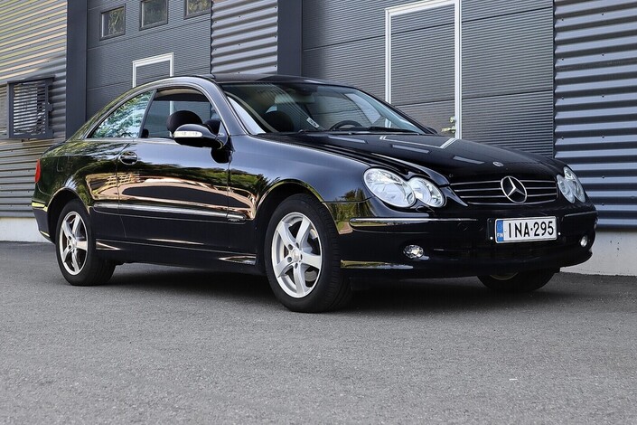 Mercedes-Benz CLK 200 Kompressor Coupe, vm. 2005, 232 tkm (3 / 8)